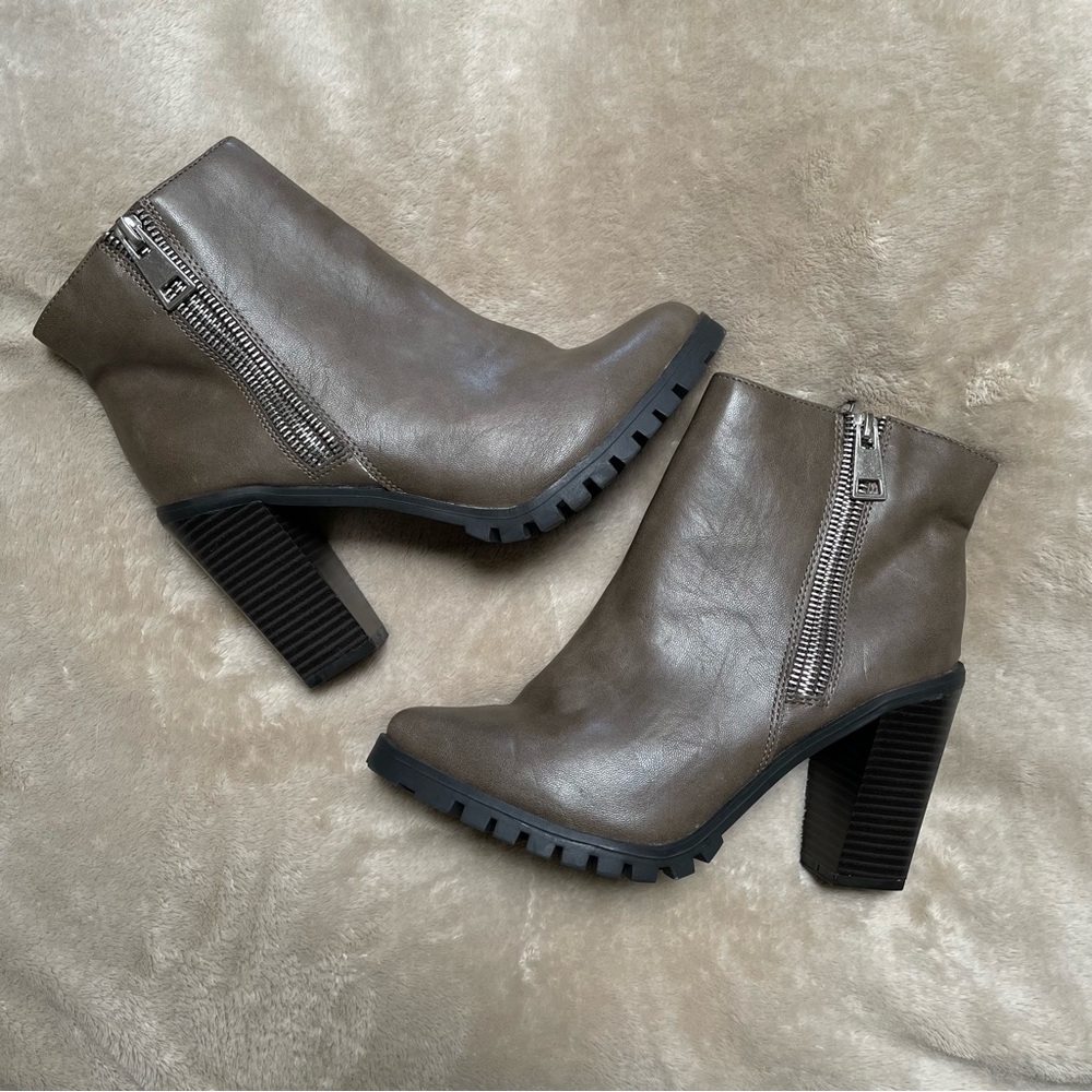 Mossimo Supply Co. Taupe Heeled Boots with Zipper